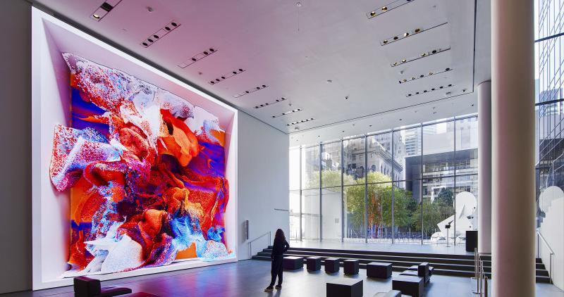 العمل المعنون Unsupervised  (من دون إشراف) لرفيق أناضول، والذي استحوذ عليه متحف الفن الحديث MoMA.