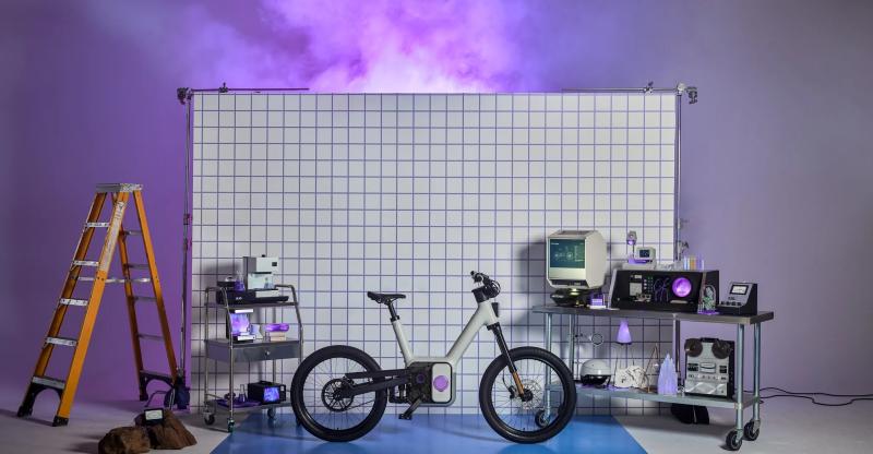 ريفِيان تدخل عالم الدراجات الكهربائية وتكشف عن TM-B