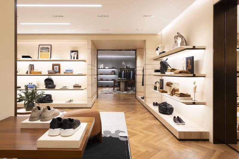 زينيا تكشف عن متجرها الجديد في دبي مول بتصميم يُجسّد الفخامة المعاصرة