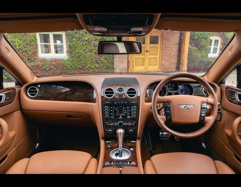 تحية بنتلي للقرن الحادي والعشرين