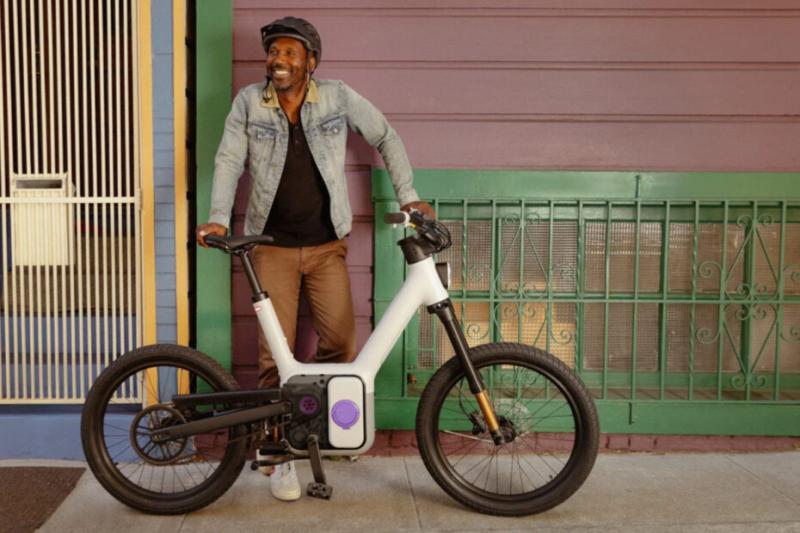 ريفِيان تدخل عالم الدراجات الكهربائية وتكشف عن TM-B