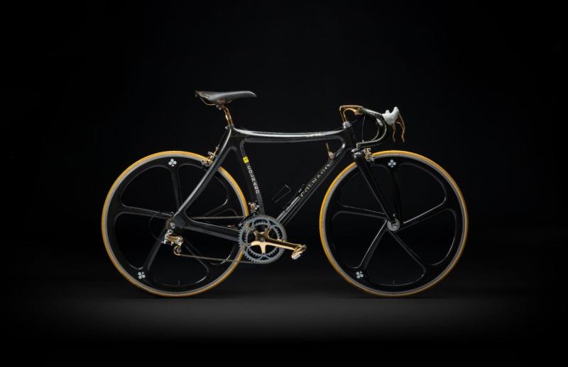 دراجات كولناغو تتألق في سوذبيز