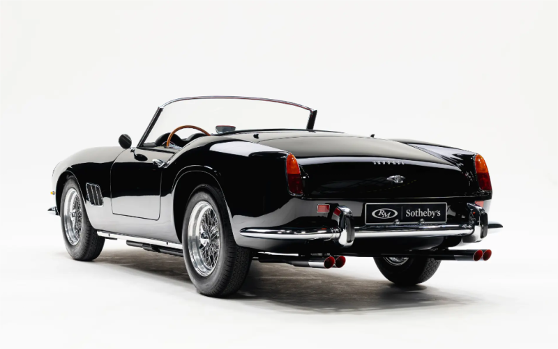 قطعة نادرة من الستينيات