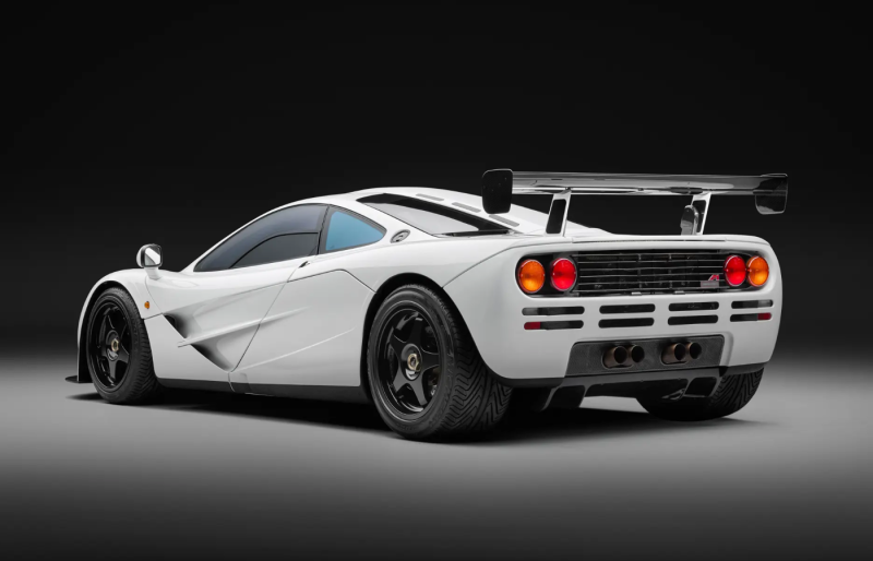 ماكلارين F1 من عام 1994 تخطف الأضواء في مزاد آر إم سوذبيز بأكثر من 25 مليون دولار