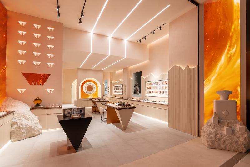 Amouage تفتتح متجرين جديدين في الرياض لتجربة عطرية فريدة تعبّر عن الهوية والجمال