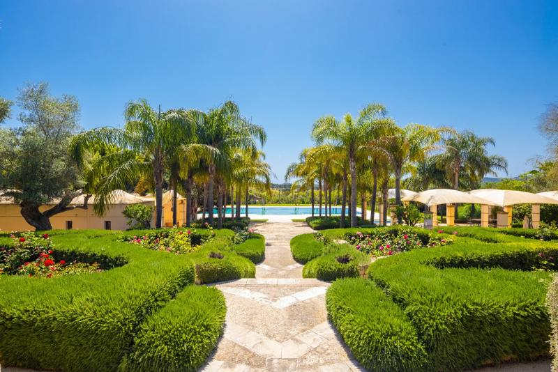 فيلا تاريخية في مايوركا من القرن الخامس عشر تُعرض للبيع مقابل 101 مليون دولار