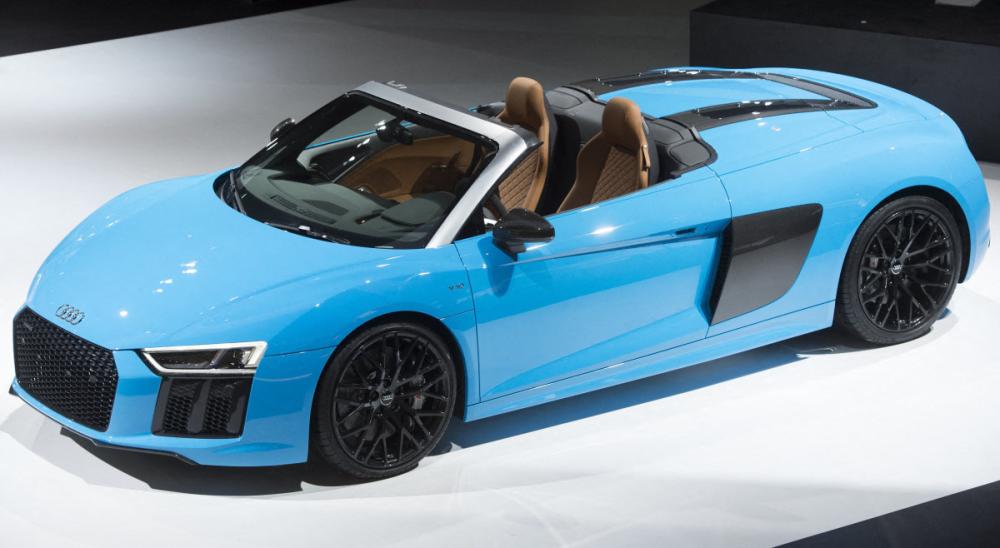 سيارات أرنولد شوارزنيغر.. تنوّع مذهل يعكس شخصية متعددة الأبعاد