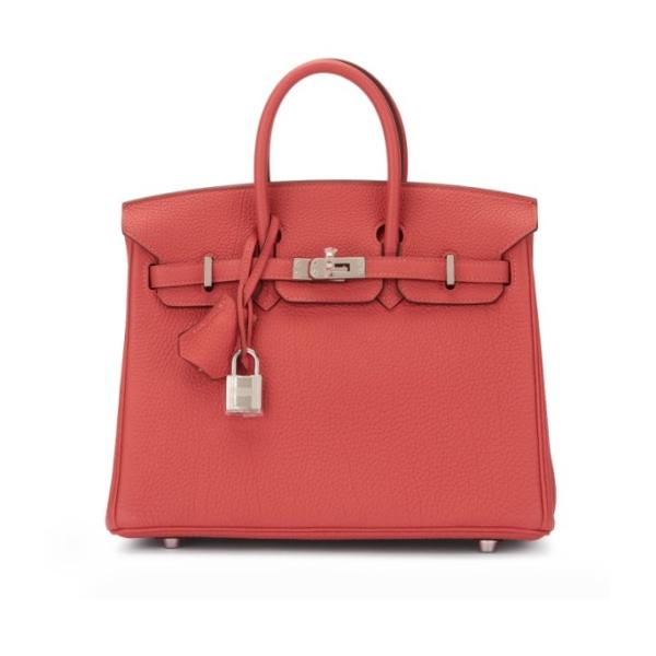 حقيبة هيرميس Hermès Rose Azalee Swift Birkin 25 صنعت عام 2014 (22 ألف دولار).